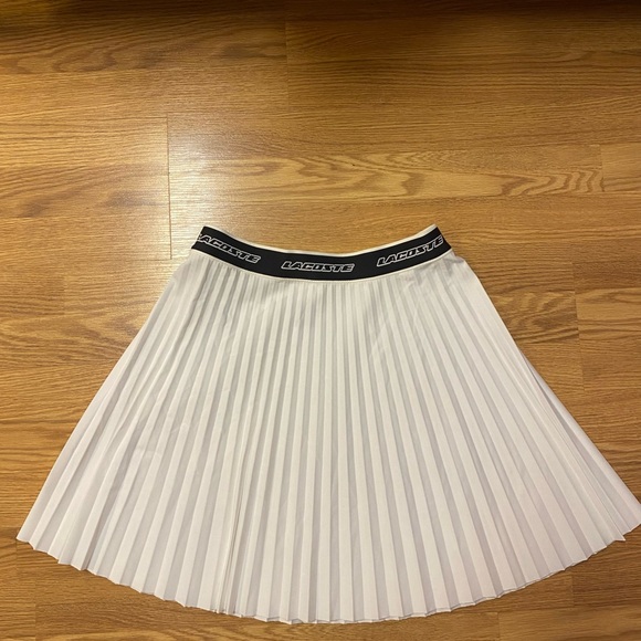 Lacoste White Pleated Mini Skirt - Picture 1 of 4